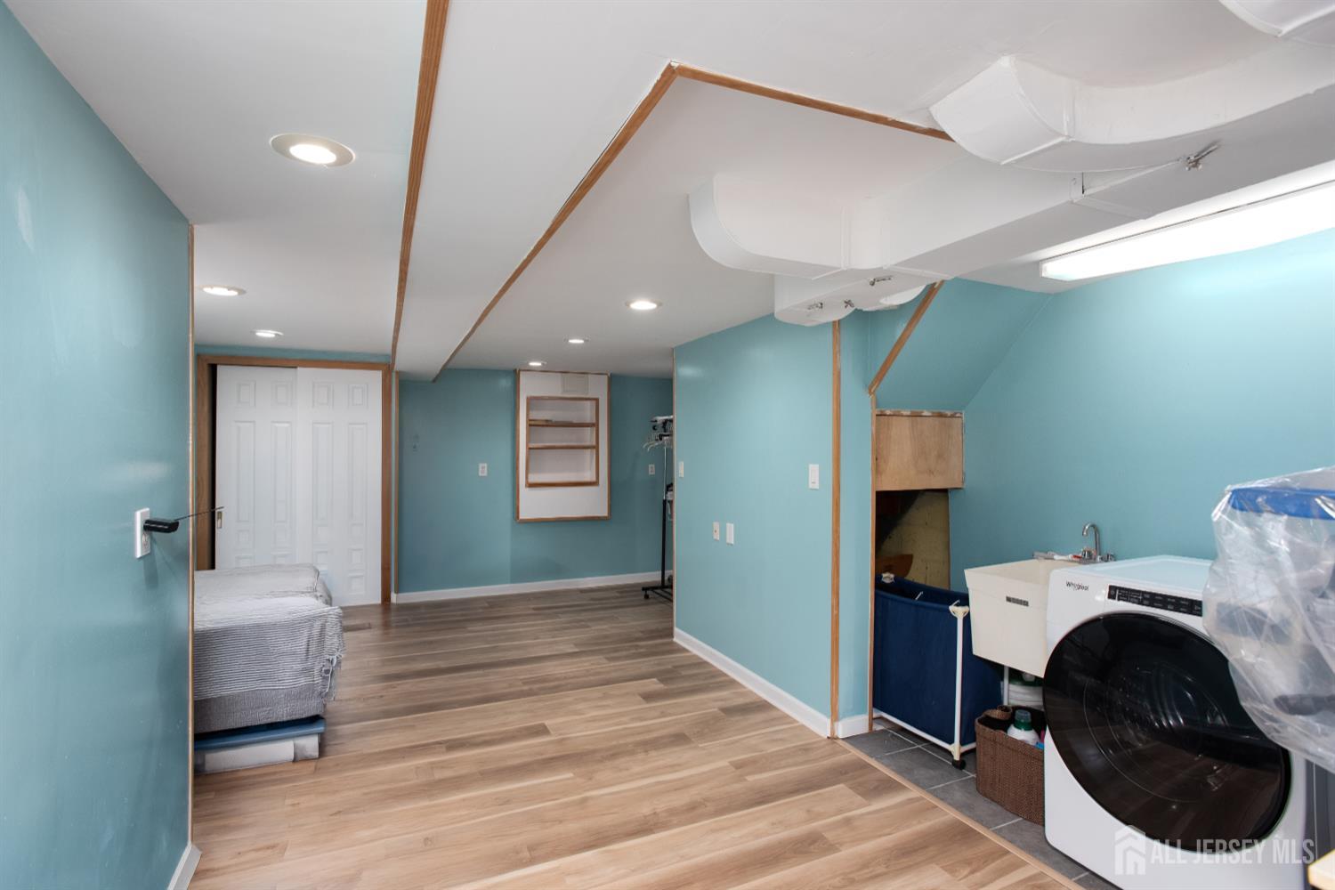 32 Robins Place Metuchen, NJ 08840 - Photo 23 of 28