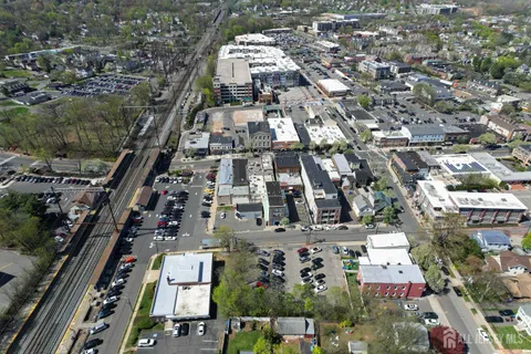 $529,900 | 32 Robins Place, Metuchen, NJ 08840