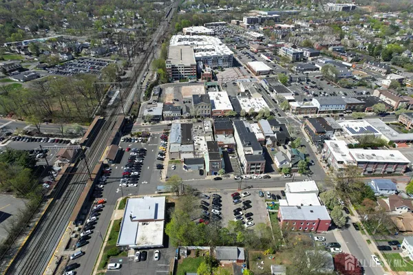 $529,900 | 32 Robins Place, Metuchen, NJ 08840