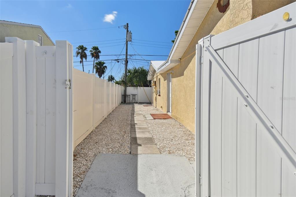 223 148th Avenue Madeira Beach, FL 33708 - Photo 17 of 53