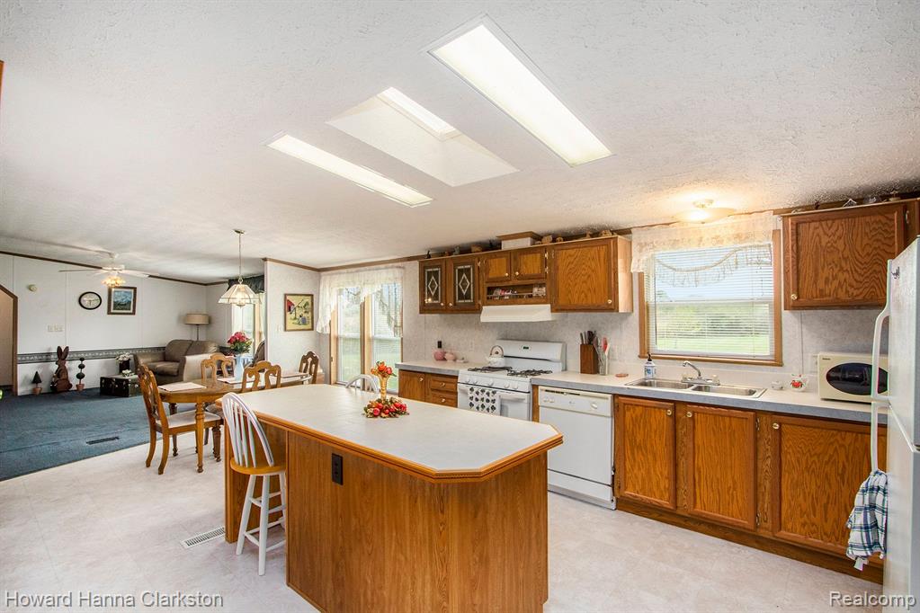 8955 Brooks Road Brown City, MI 48416 - Photo 12 of 32 Gallery Image 12