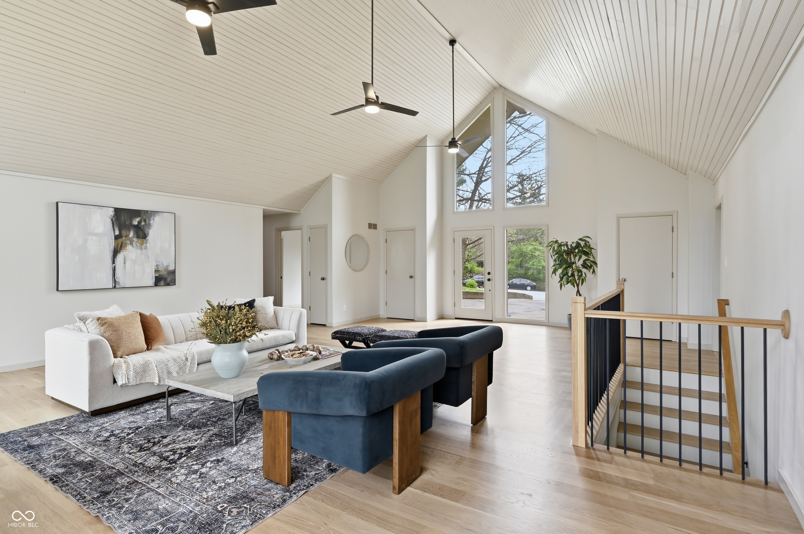 6908 Creek Ridge Trail Indianapolis, IN 46256 - Photo 3 of 64