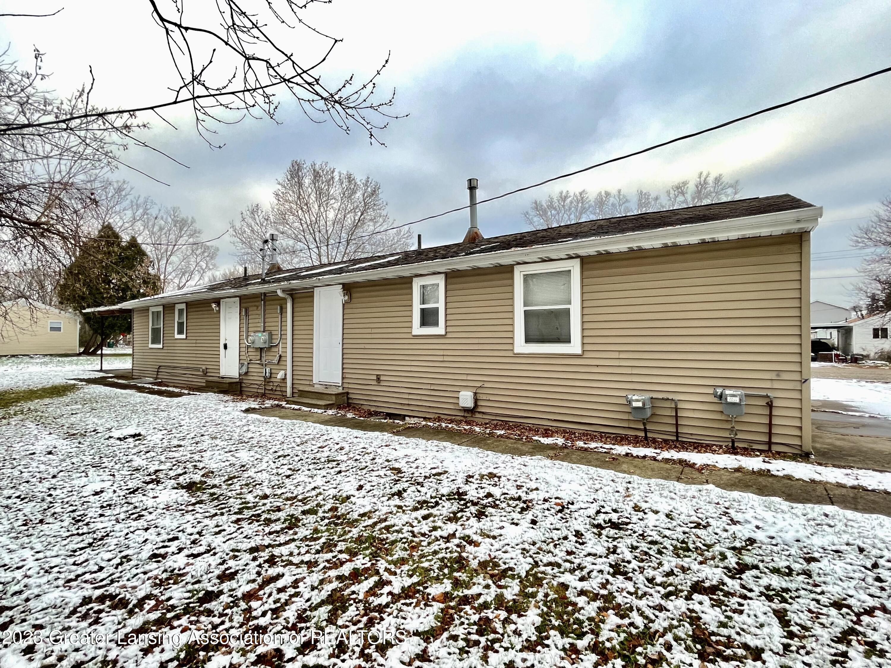 5400 South Waverly Road Lansing, MI 48911 - Photo 21 of 23 2023-11-29_16-11-18_170