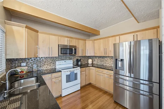 $425,000 | 6134 Hampton Drive North, St. Petersburg, FL 33710