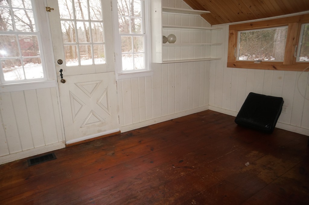 278 Red Acre Road Stow, MA 01775 - Photo 10 of 13