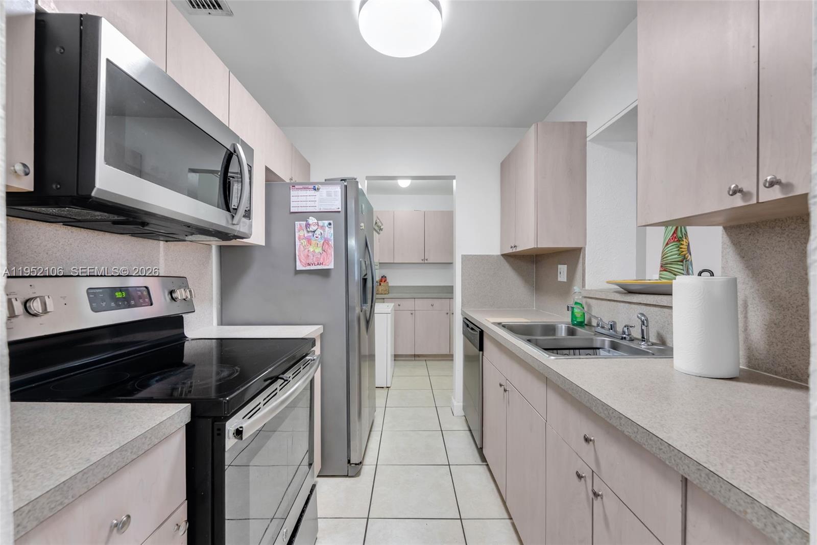 10451 Southwest 150th Terrace Miami, FL 33176 - Photo 11 of 21
