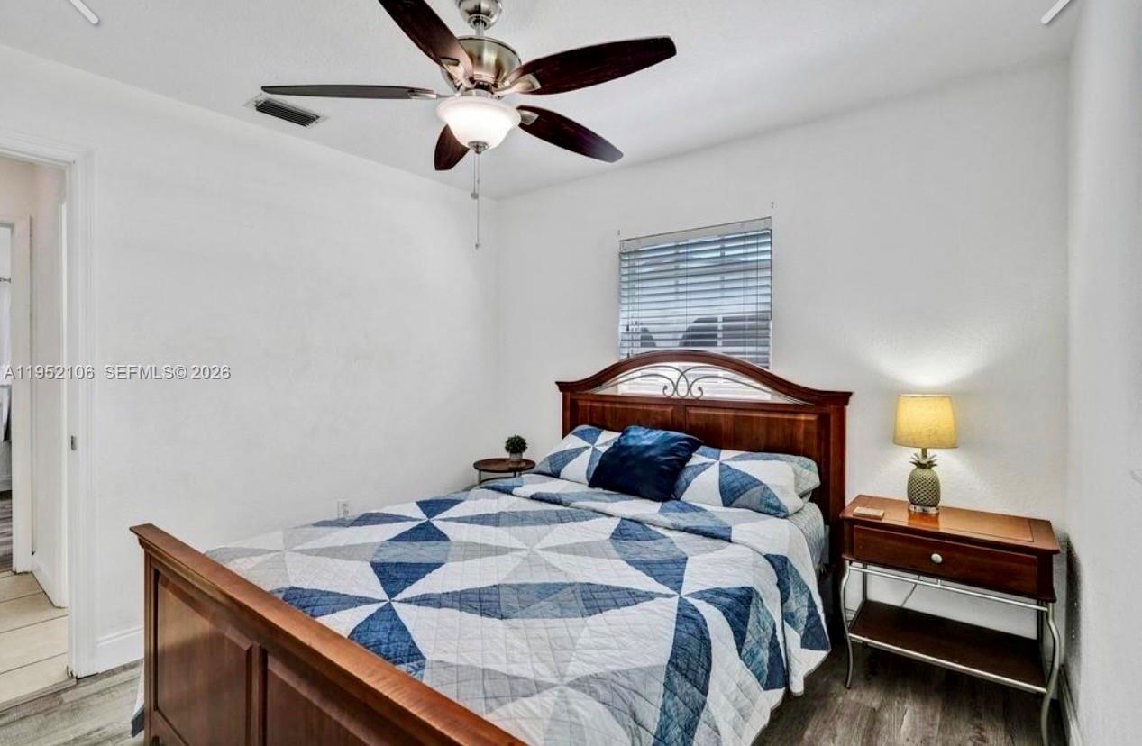 10451 Southwest 150th Terrace Miami, FL 33176 - Photo 17 of 36