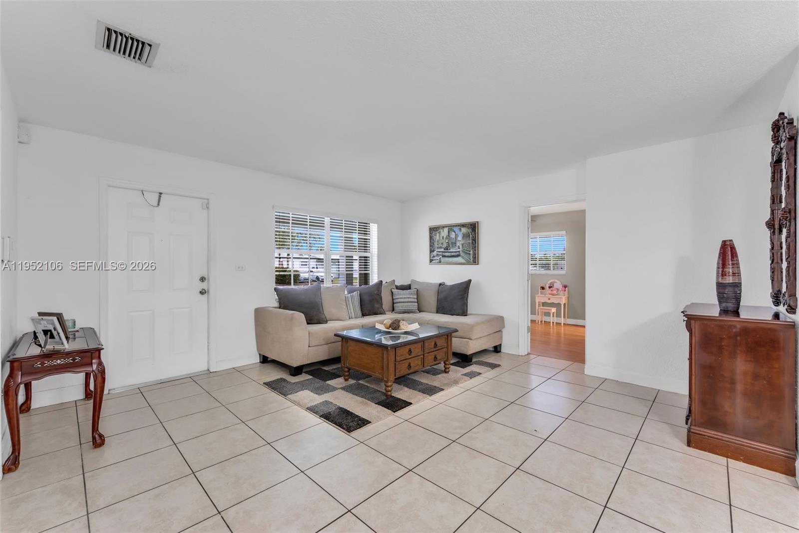 10451 Southwest 150th Terrace Miami, FL 33176 - Photo 7 of 21