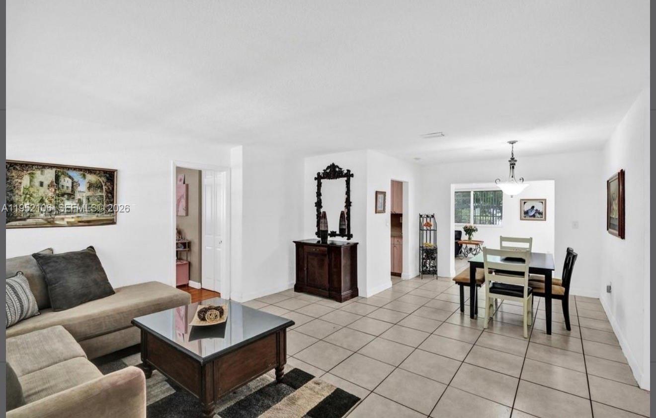 10451 Southwest 150th Terrace Miami, FL 33176 - Photo 10 of 36