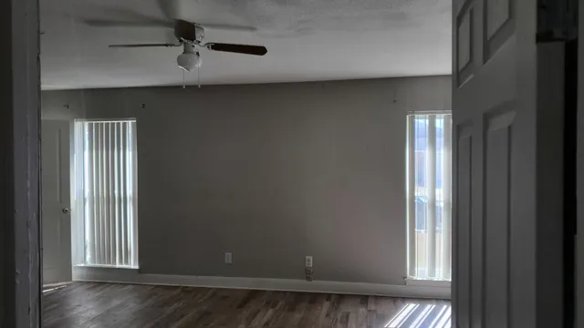 $2,300 | 15414 West Hampton Circle, Houston, TX 77071