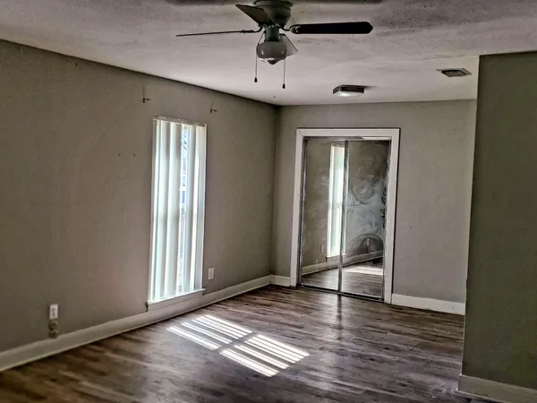 a view of an entryway