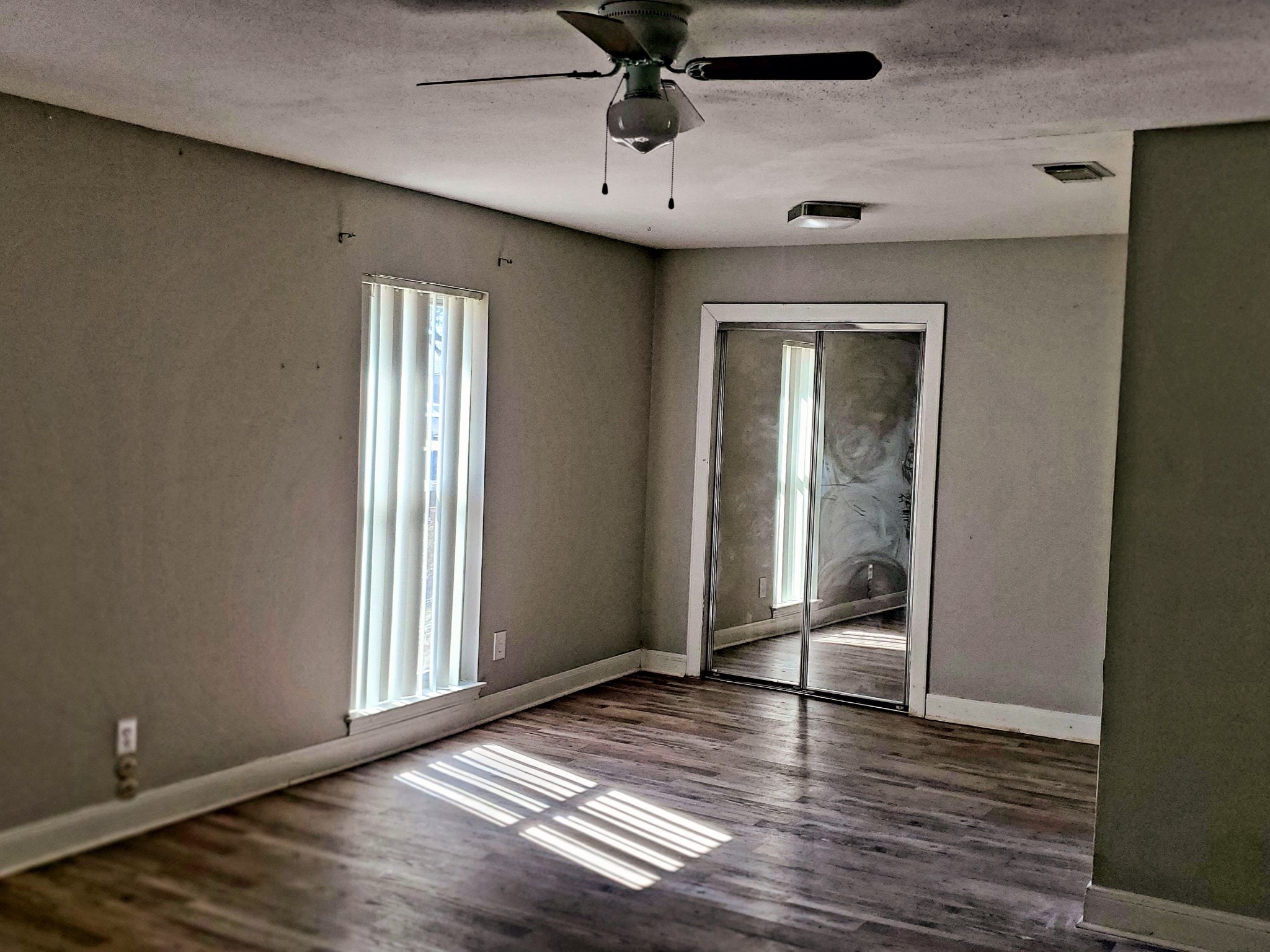 15414 West Hampton Circle Houston, TX 77071 - Photo 30 of 30 a view of an entryway