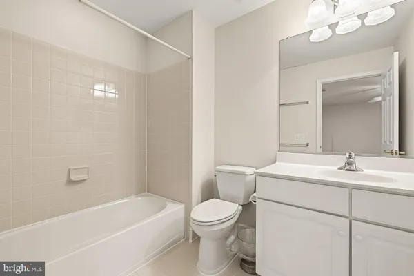 $879,900 | 8909 Yellow Daisy Place, Lorton, VA 22079