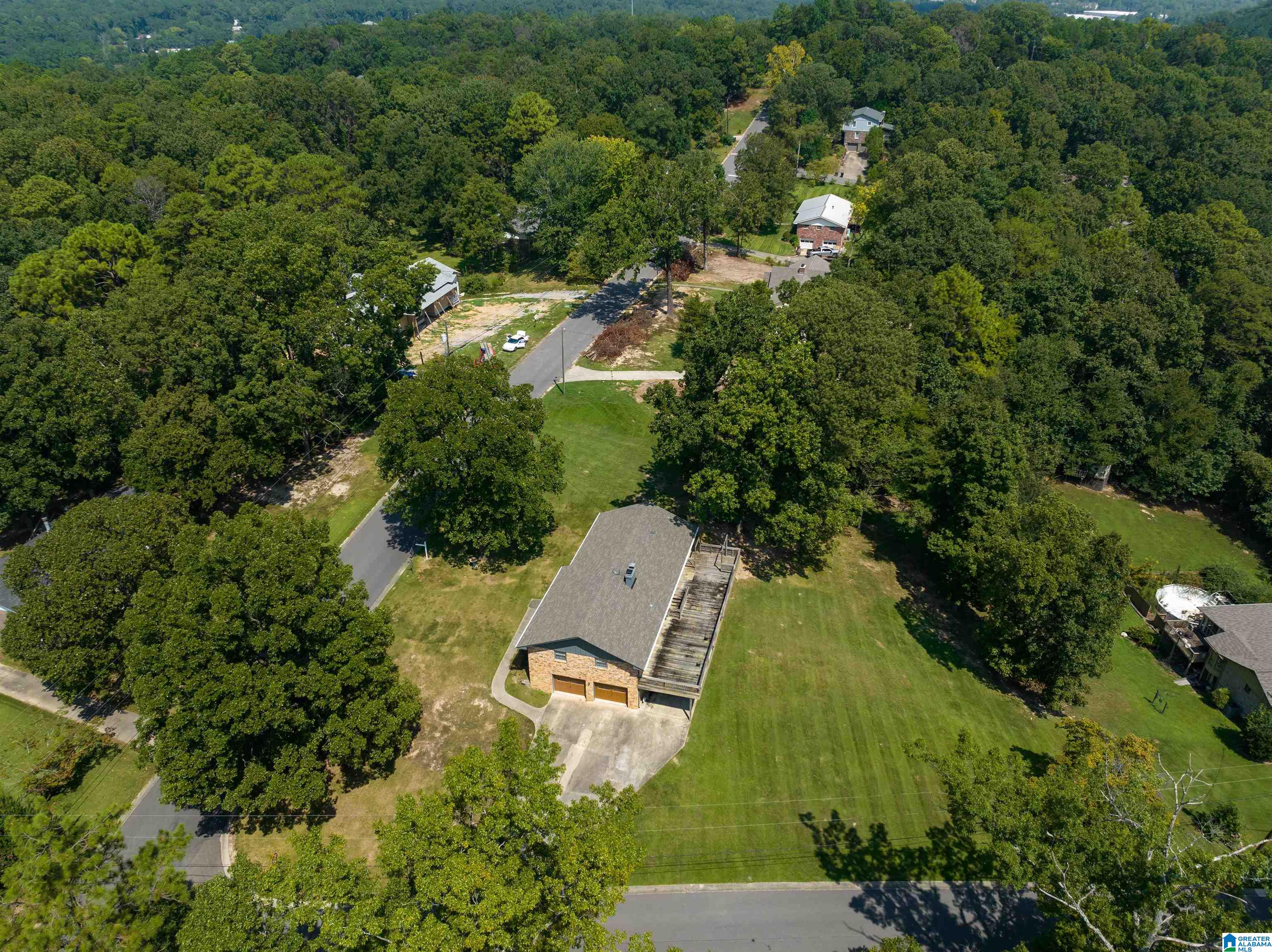 1823 Trail Ridge Drive Pelham, AL 35124 - Photo 37 of 43