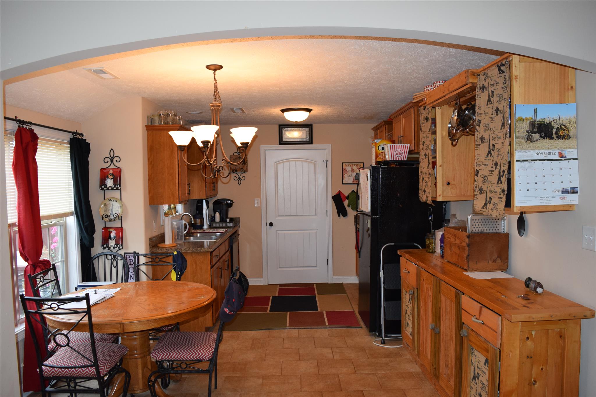 1494 Raven Road Clarksville, TN 37042 - Photo 8 of 25 a room with musical instruments