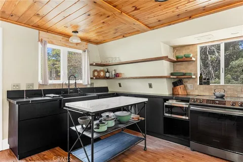 $495,000 | 43544 Ridgecrest Drive, Big Bear Lake, CA 92315