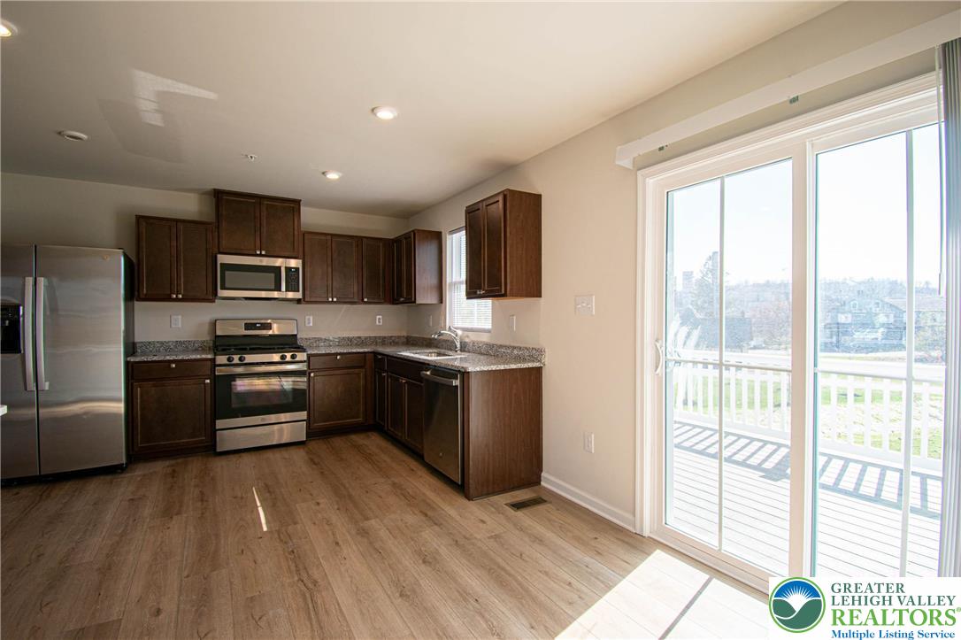 2118 Cross Country Road Northampton, PA 18067 - Photo 12 of 41 Gallery Image 12