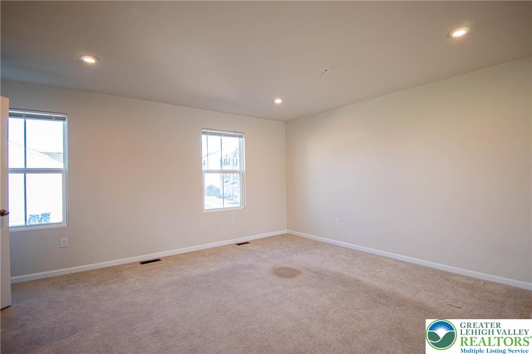 2118 Cross Country Road Northampton, PA 18067 - Photo 14 of 41 Gallery Image 14