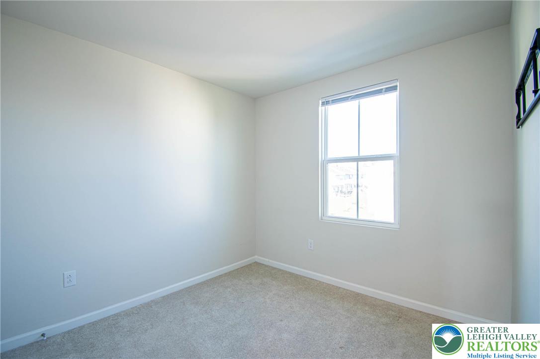 2118 Cross Country Road Northampton, PA 18067 - Photo 30 of 41 Gallery Image 30