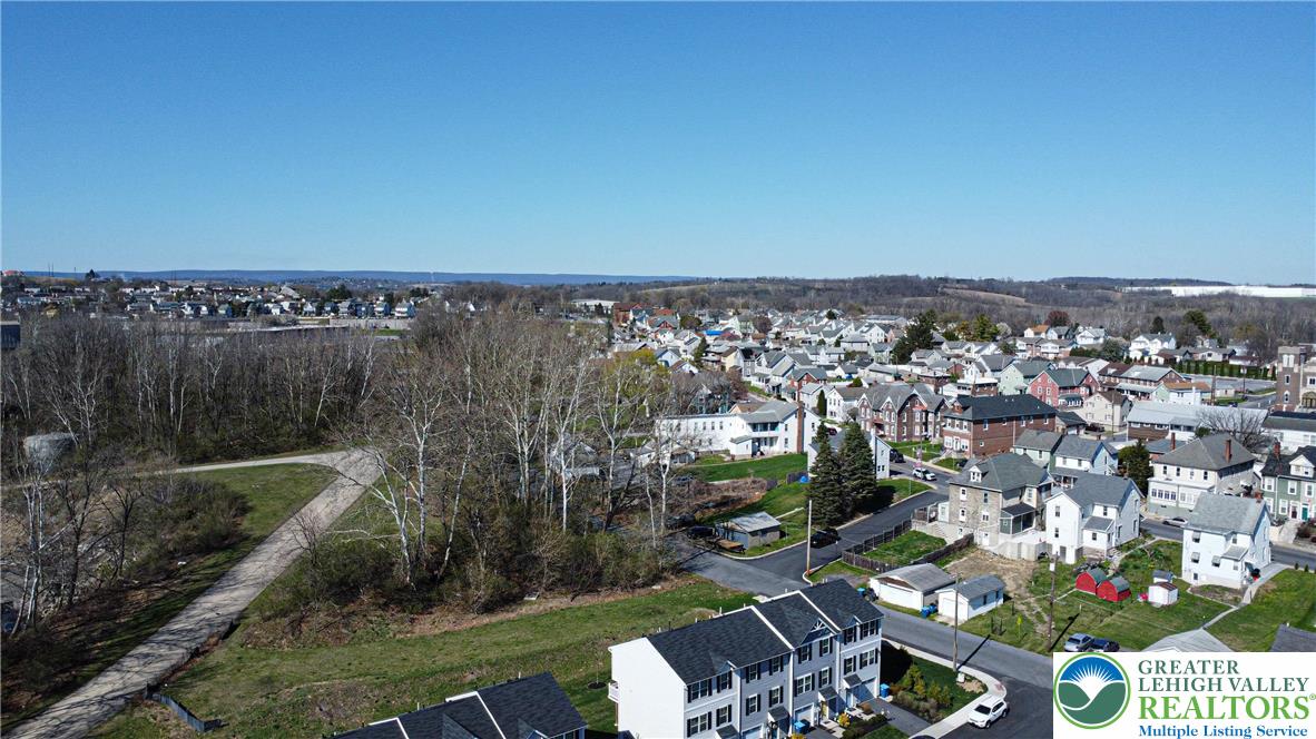 2118 Cross Country Road Northampton, PA 18067 - Photo 39 of 41 Gallery Image 39