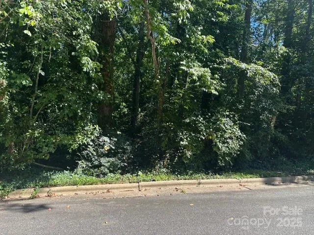 $75,000 | 1640 8th St Drive Northwest, Hickory, NC 28601