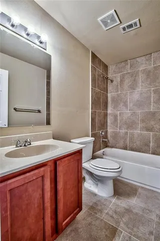 $1,825 | 704 East College Avenue, Princeton, TX 75407