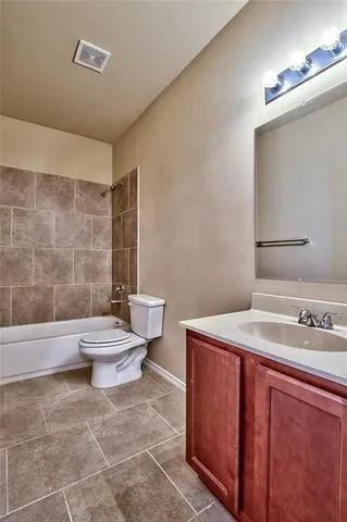 $1,825 | 704 East College Avenue, Princeton, TX 75407