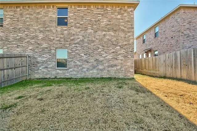 $1,825 | 704 East College Avenue, Princeton, TX 75407