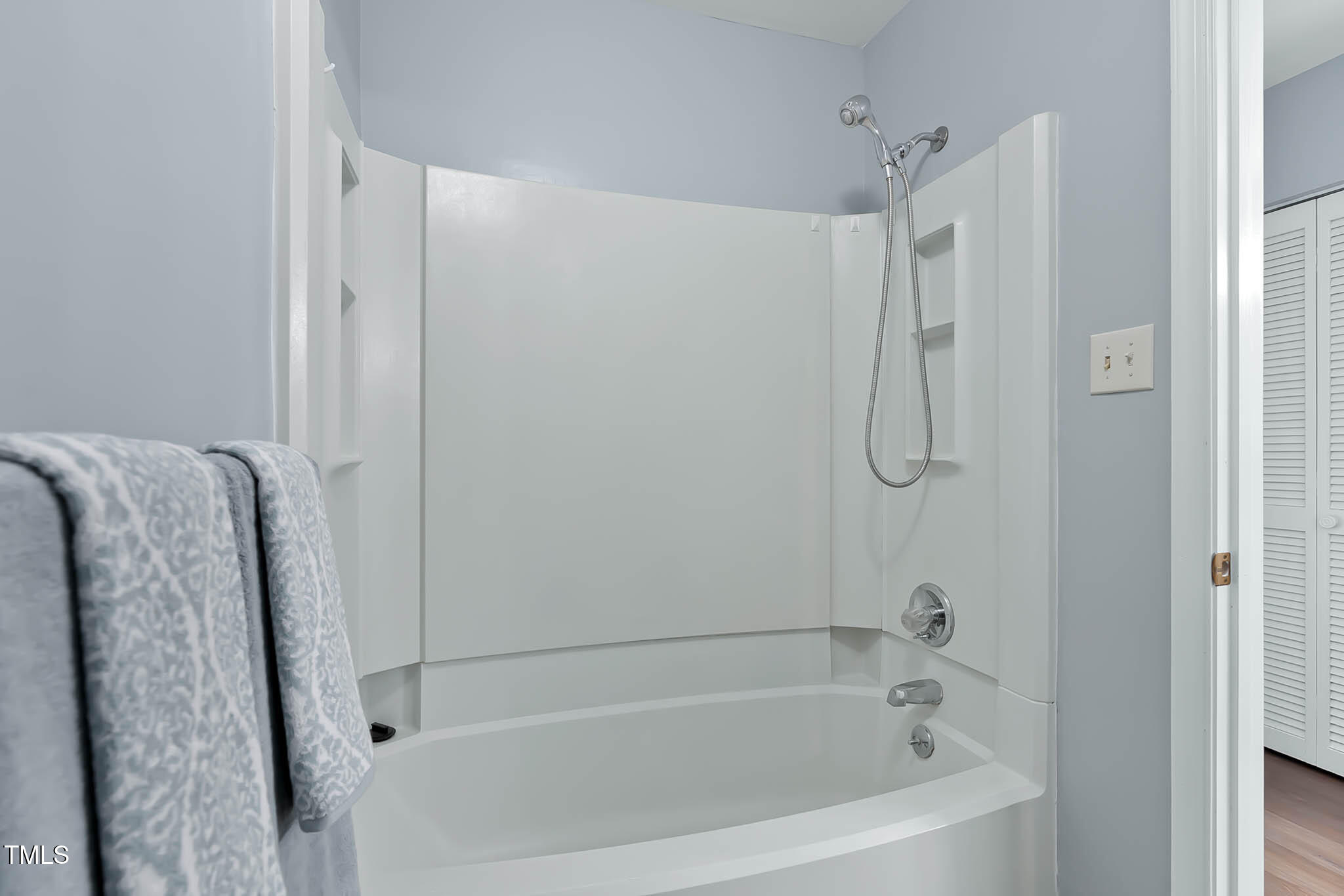5444 Pine Top Circle Raleigh, NC 27612 - Photo 30 of 45