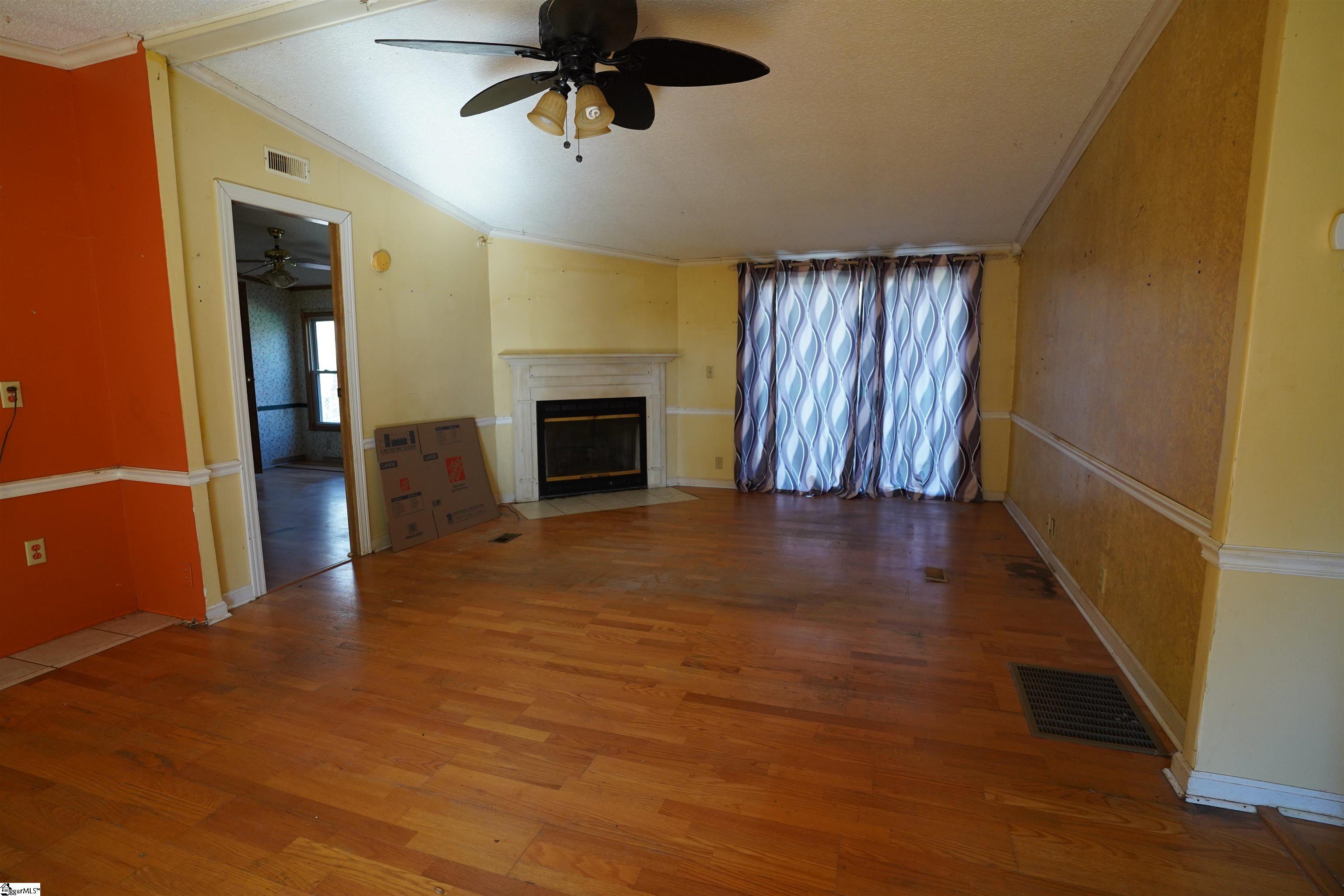 445 Brandy Lane Pickens, SC 29671 - Photo 3 of 24