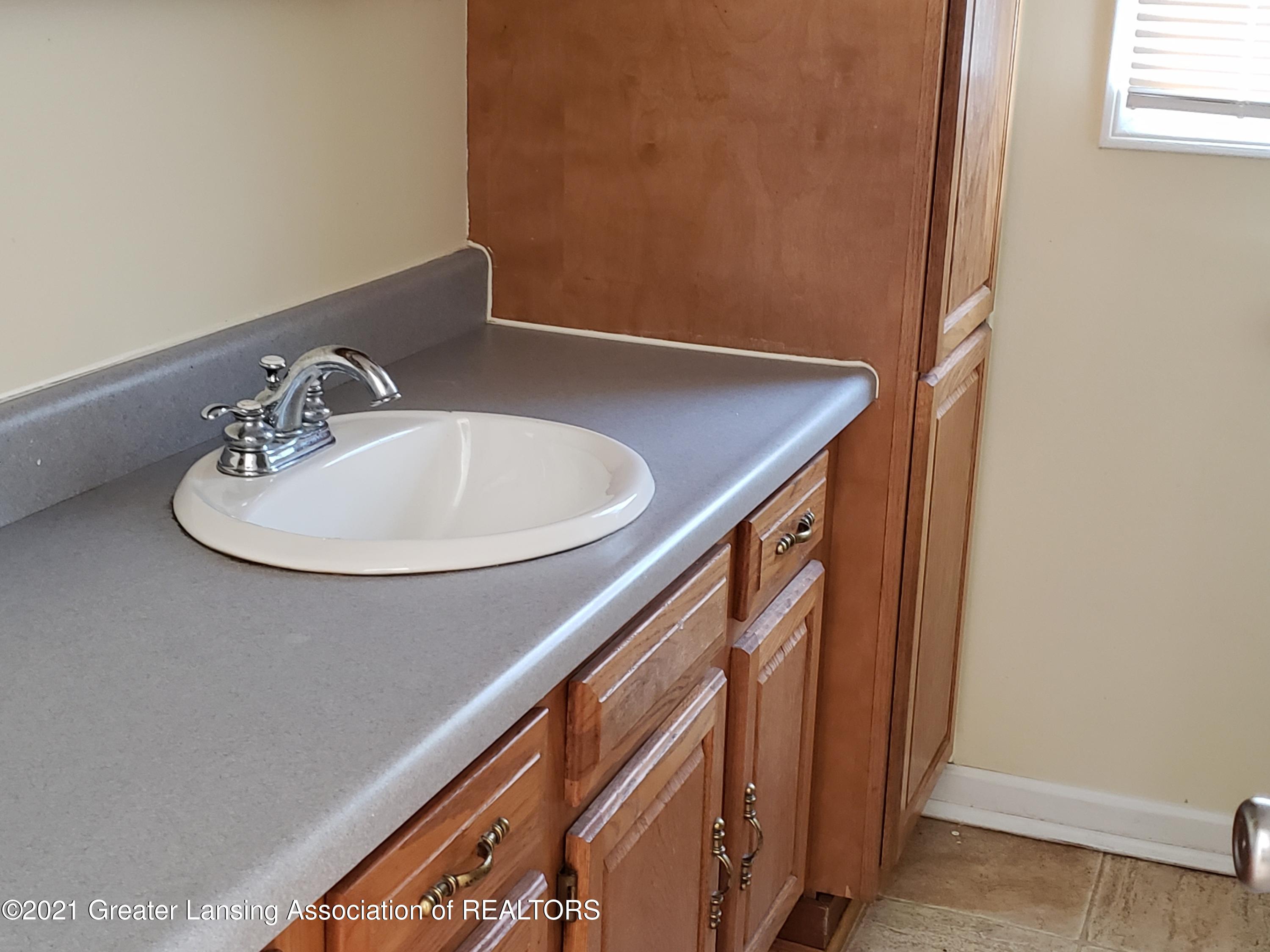 5568 East Island Road Elsie, MI 48831 - Photo 4 of 23 6