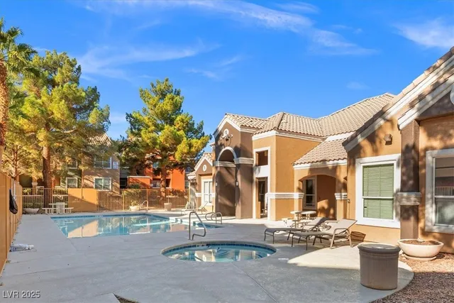 $1,100 | 8101 West Flamingo Road, Unit 2169, Las Vegas, NV 89147