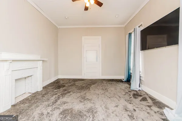 a view of empty room