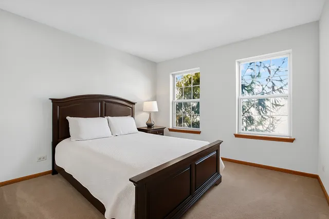 $399,000 | 2722 Moraine Valley Road, Wauconda, IL 60084