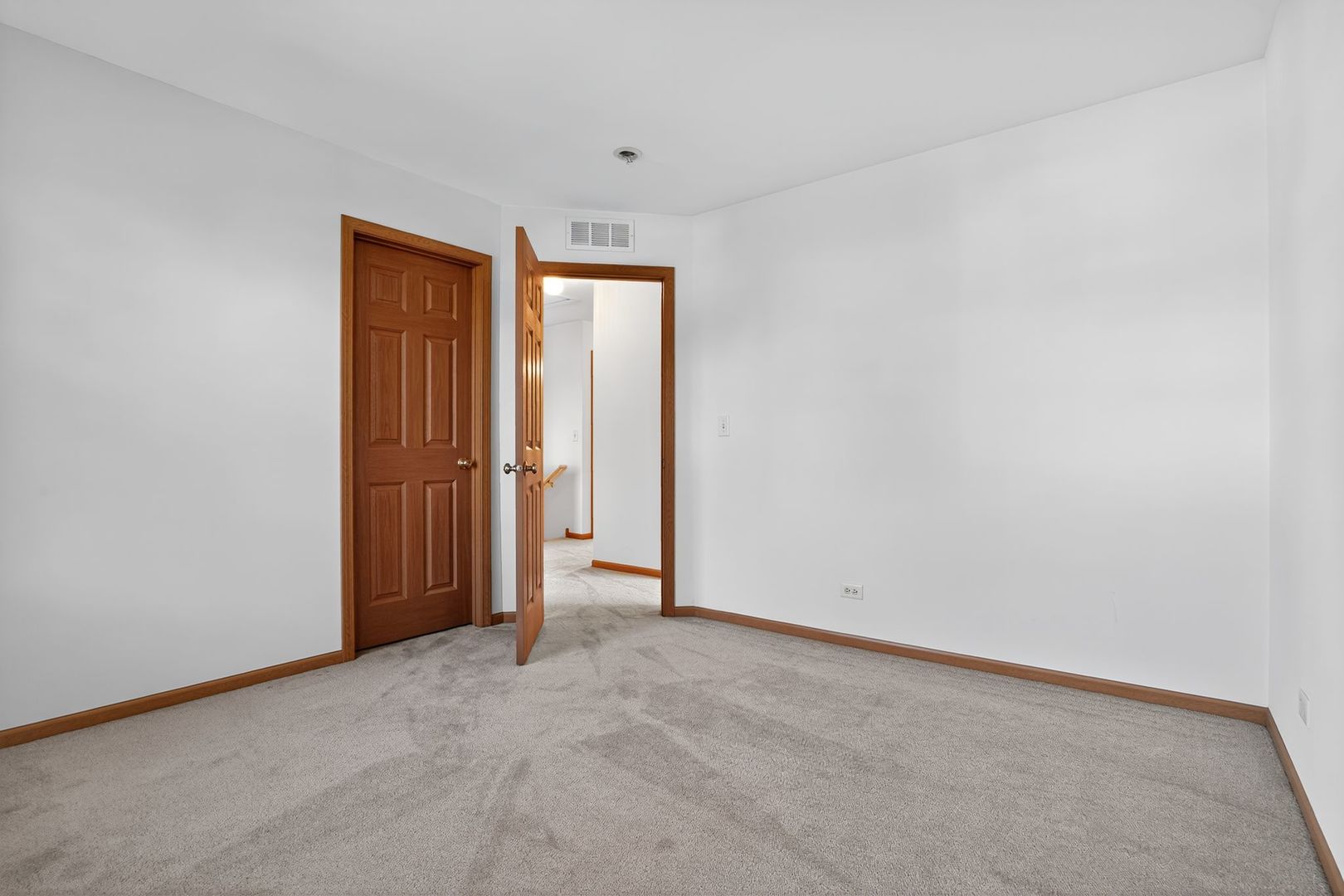 2722 Moraine Valley Road Wauconda, IL 60084 - Photo 32 of 42 an empty room with closet area