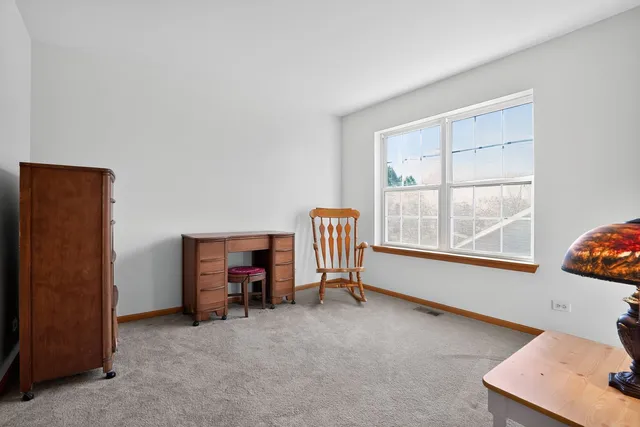 $399,000 | 2722 Moraine Valley Road, Wauconda, IL 60084