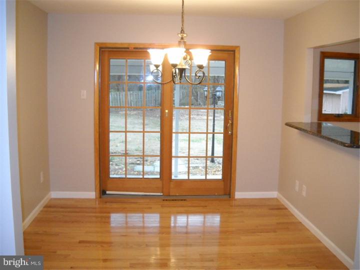 736 Lancing Road Woodbury, NJ 08096 - Photo 4 of 10 Gallery Image 4
