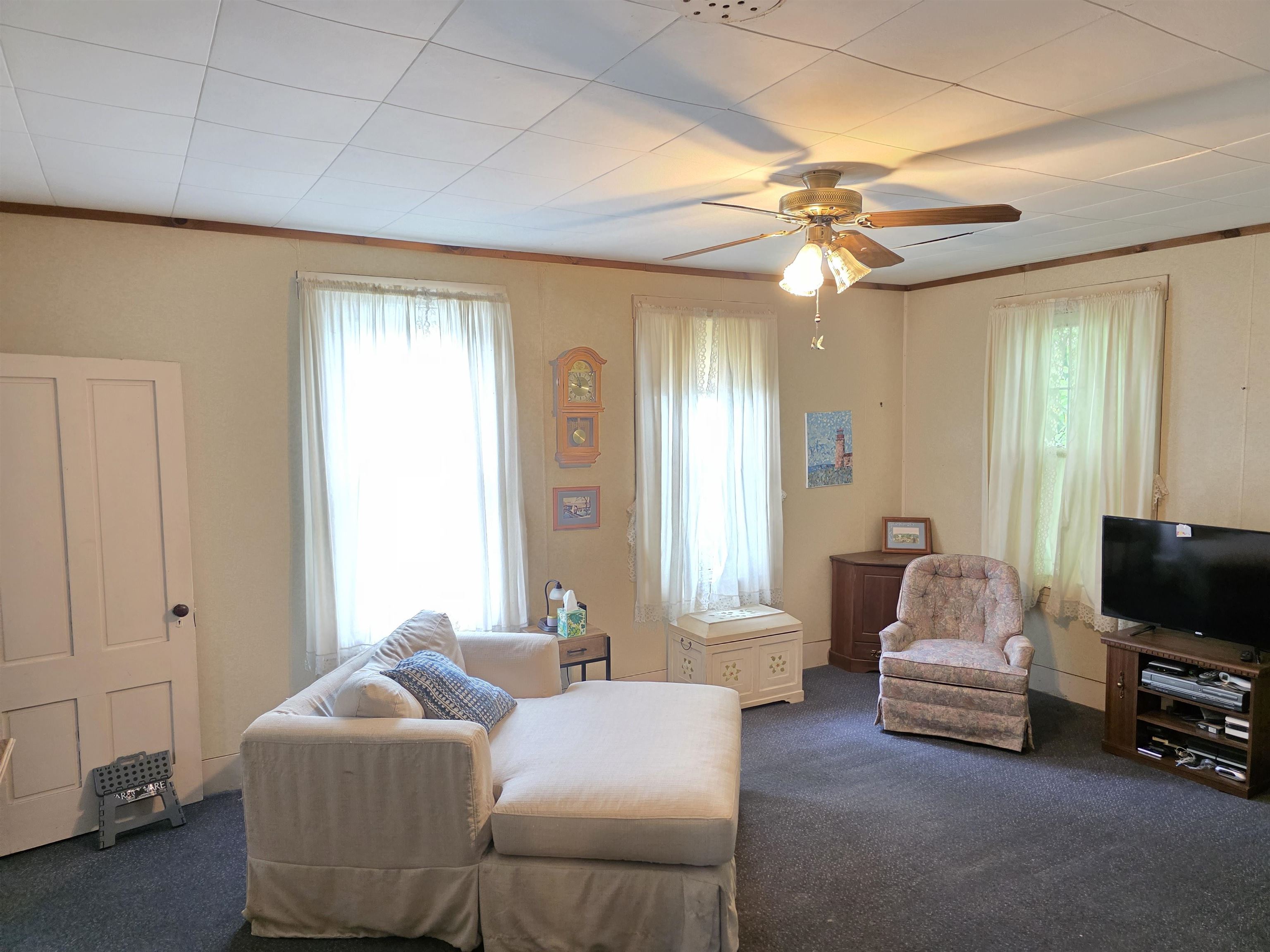 66 Union Street Windsor, VT 05089 - Photo 12 of 18