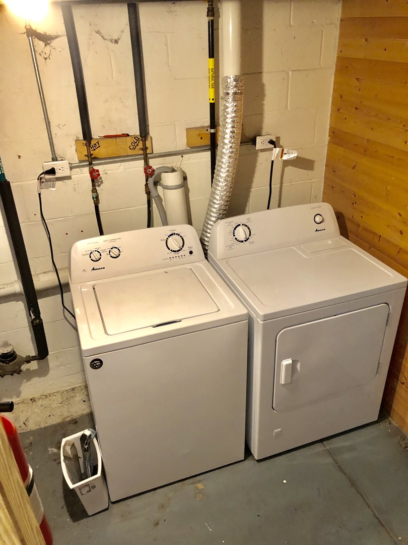 1111 Lincoln Street, Unit 2 Lockport, IL 60441 - Photo 12 of 13 a utility room with dryer and washer
