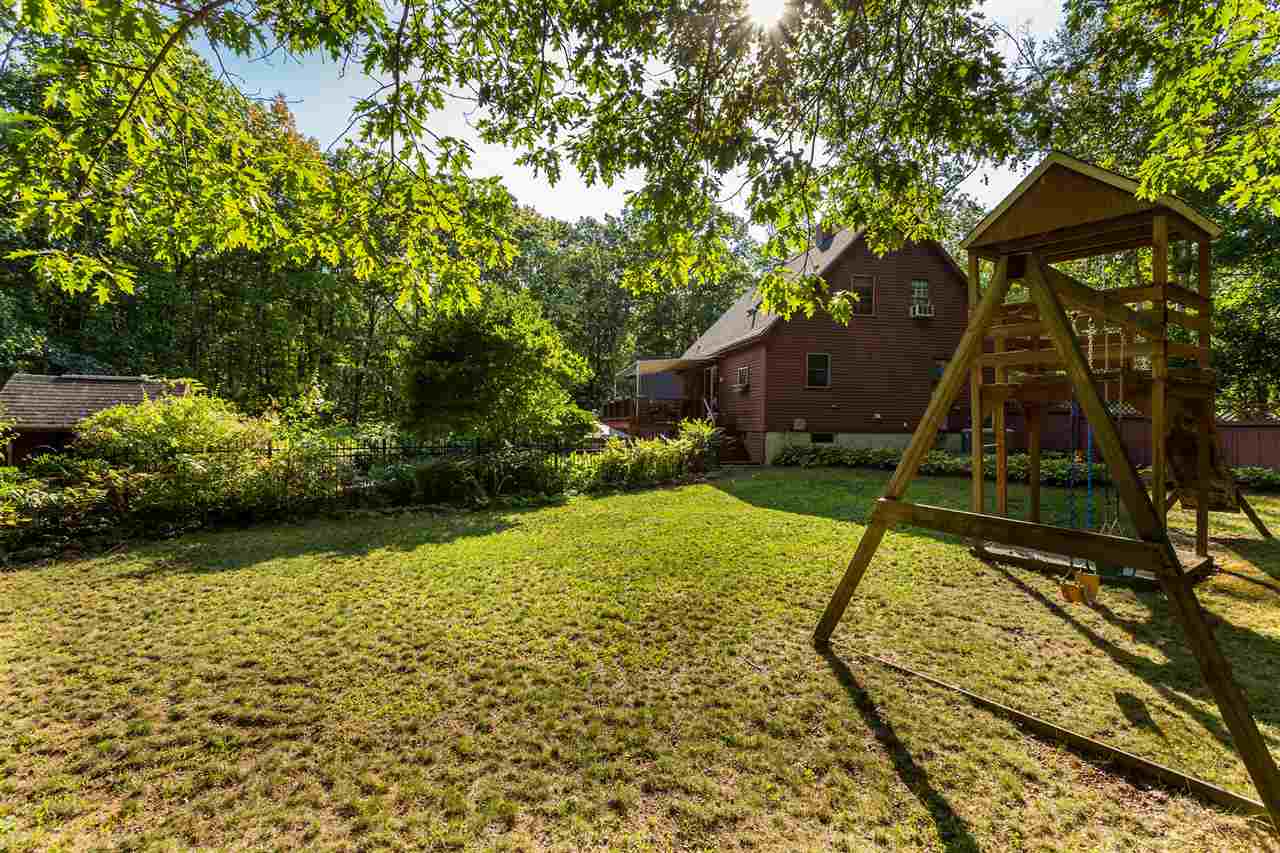 7 Barrington Lane Rochester, NH 03839 - Photo 6 of 31