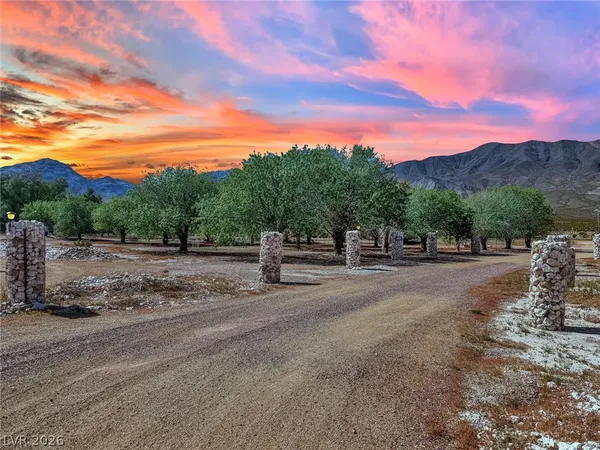 $450,000 | 676 North Diablo Drive, Amargosa Valley, NV 89020