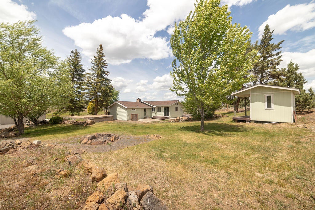61395 Ward Road Bend, OR 97702 - Photo 35 of 56 PhotoMyListing-35