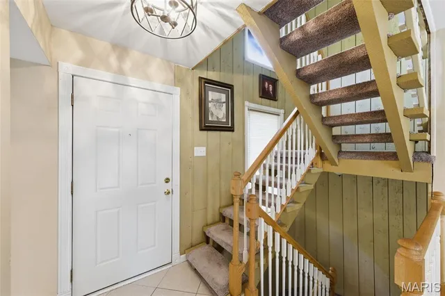 $174,900 | 5788 Westphalia Lane, Oakville, MO 63129