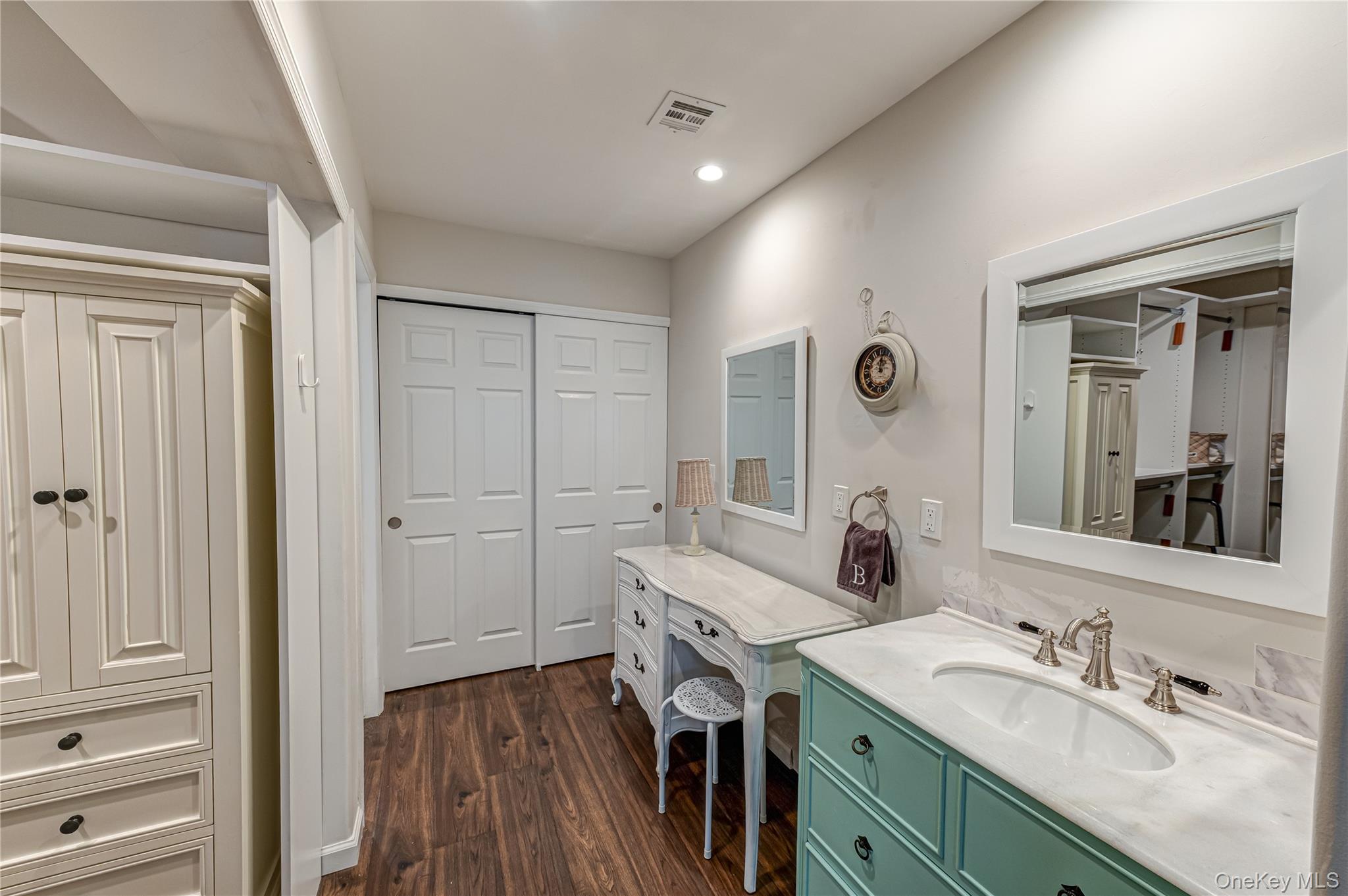 263 Glen Drive Ridge, NY 11961 - Photo 20 of 47