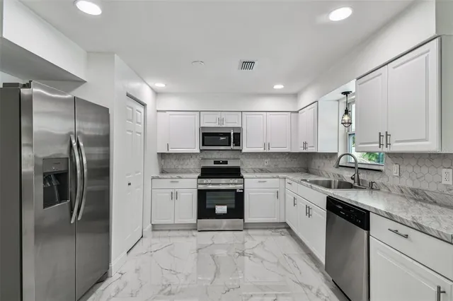 $2,995 | 6016 Arthur Avenue, New Port Richey, FL 34653