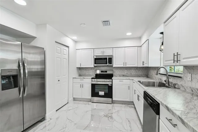 $2,995 | 6016 Arthur Avenue, New Port Richey, FL 34653