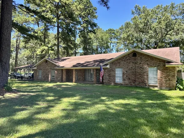 $230,000 | 708 South Princeton Drive, Mansfield, LA 71052