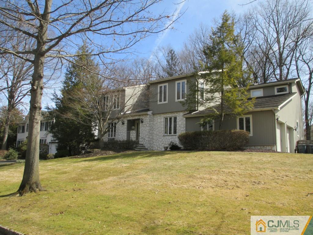 11 Cherokee Road East Brunswick, NJ 08816 - Photo 1 of 25 Gallery Image 1