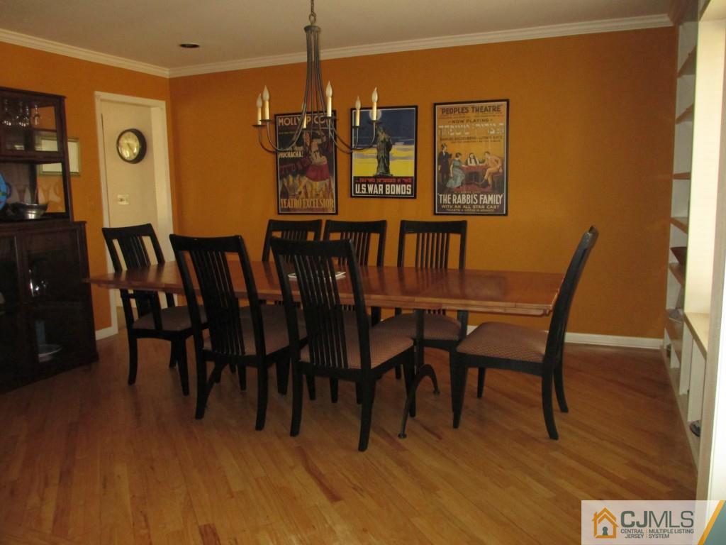 11 Cherokee Road East Brunswick, NJ 08816 - Photo 10 of 25 Gallery Image 10