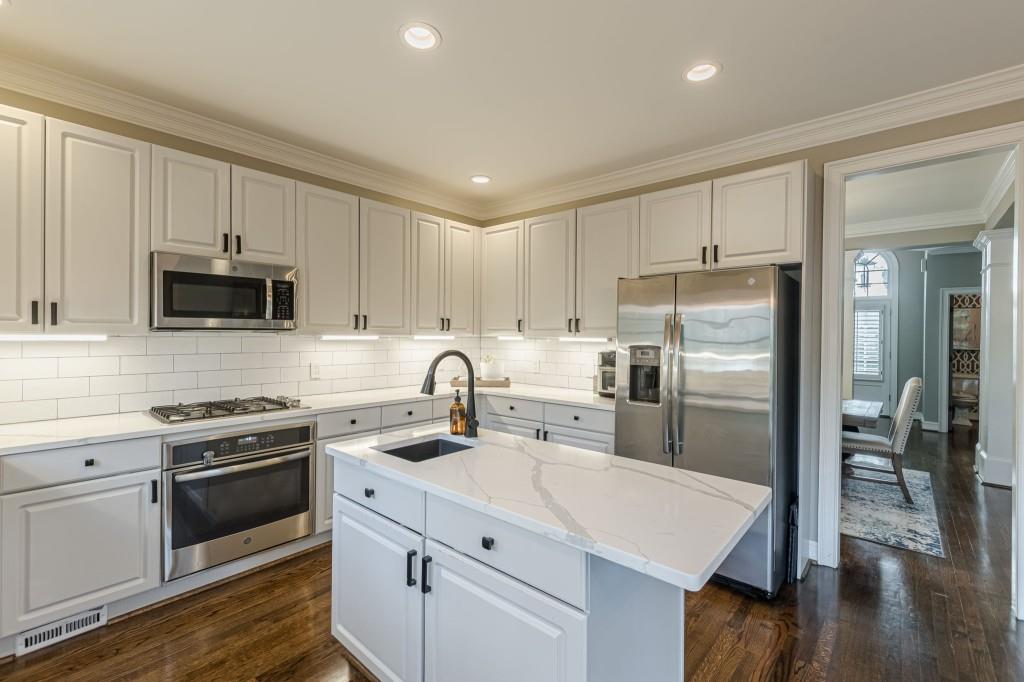 1062 Childers Road Northeast Atlanta, GA 30324 - Photo 13 of 72